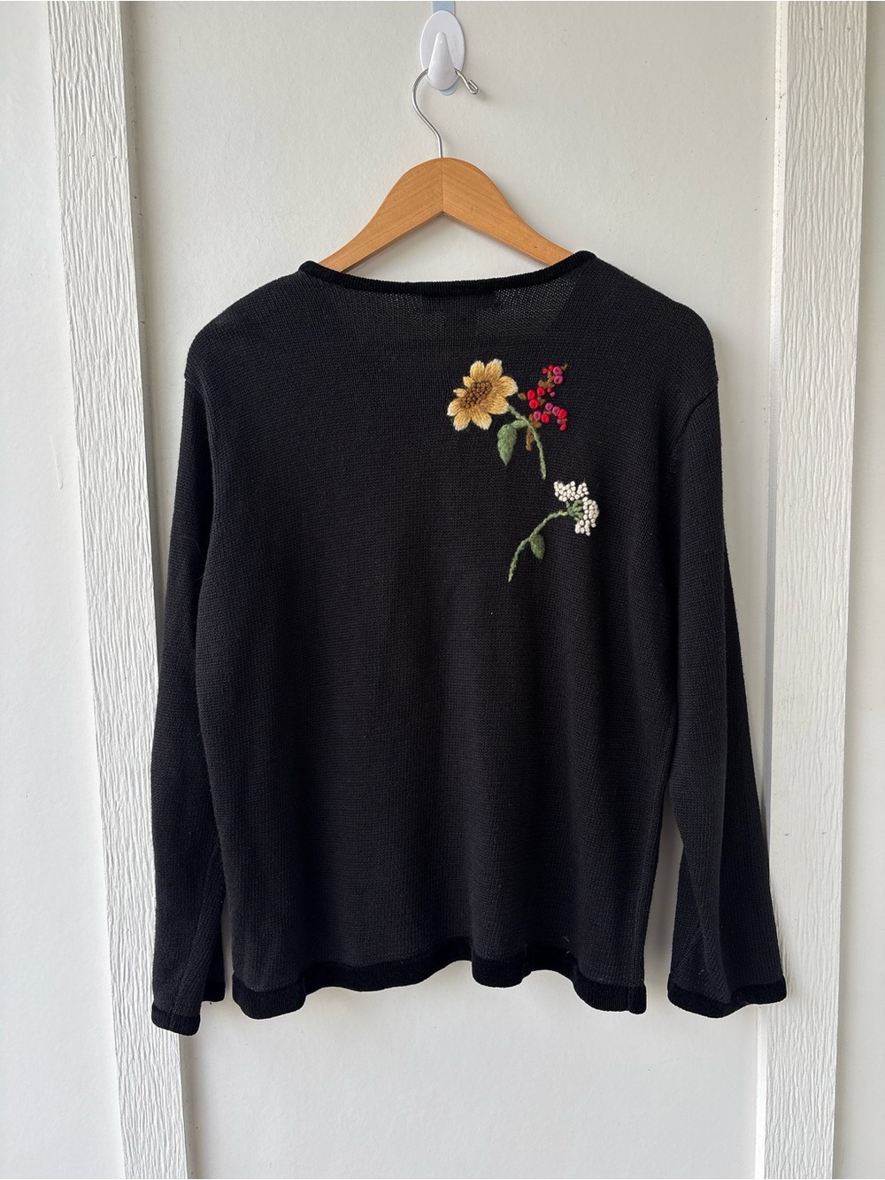Susan Bristol Petite Hand Embroidered Floral Cardigan Sweater Black Cottagecore - Picture 4 of 6